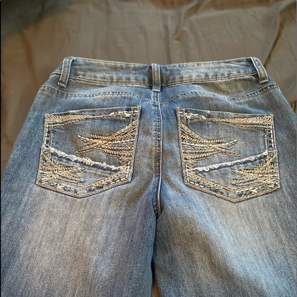 Maurice’s Light-Wash Bootcut Jeans - Picture 5 of 5